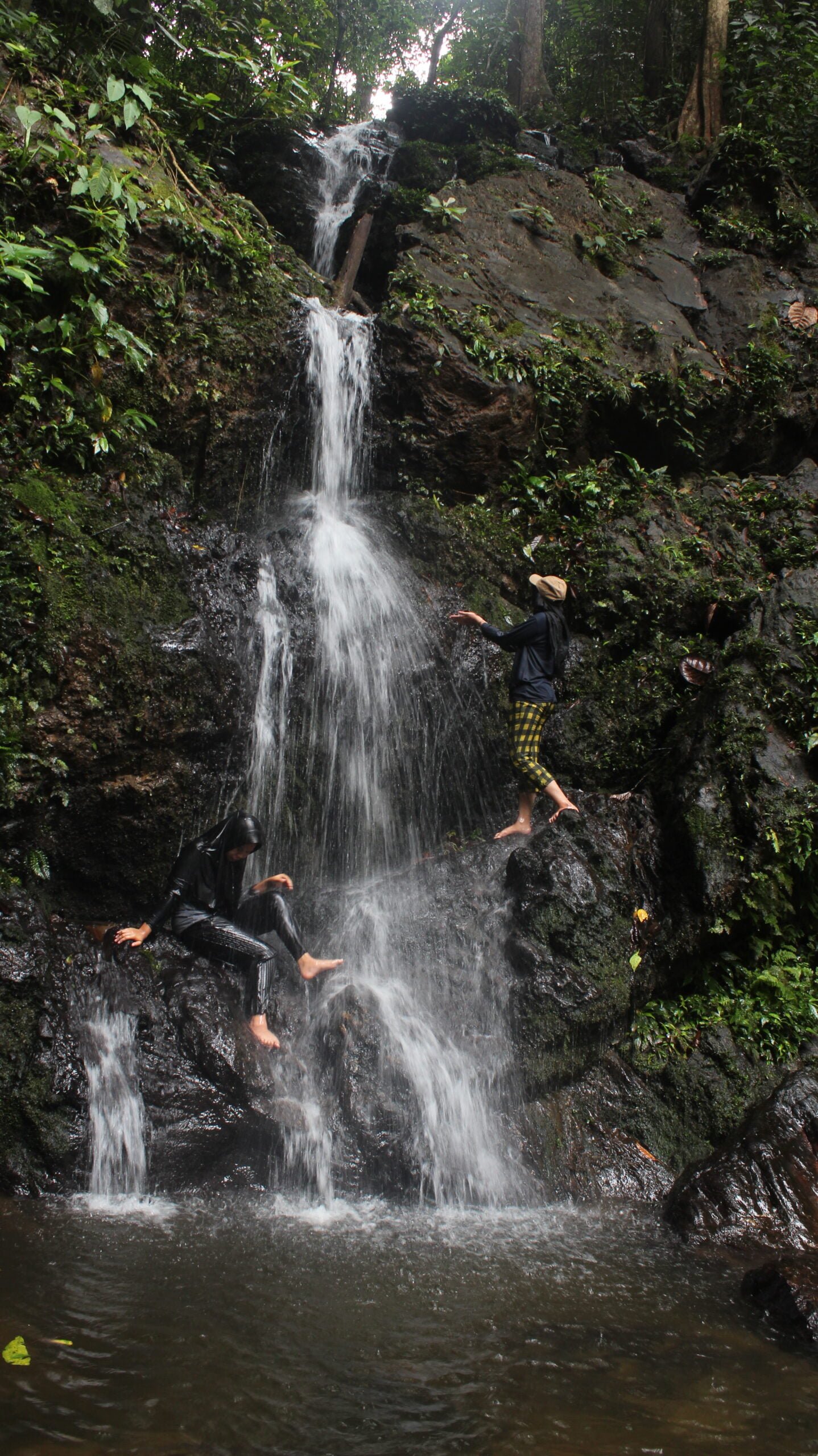 Air Terjun Dilinggo