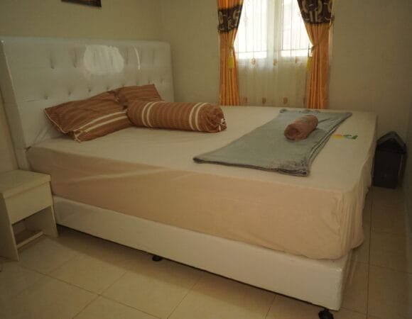 Homestay Dua Putri (Kamar 2)